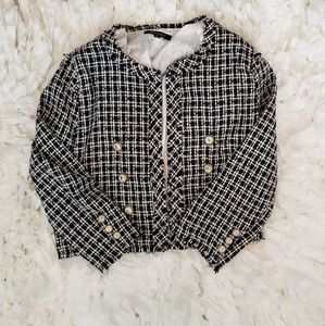 Cropped Plaid Black and white blazer